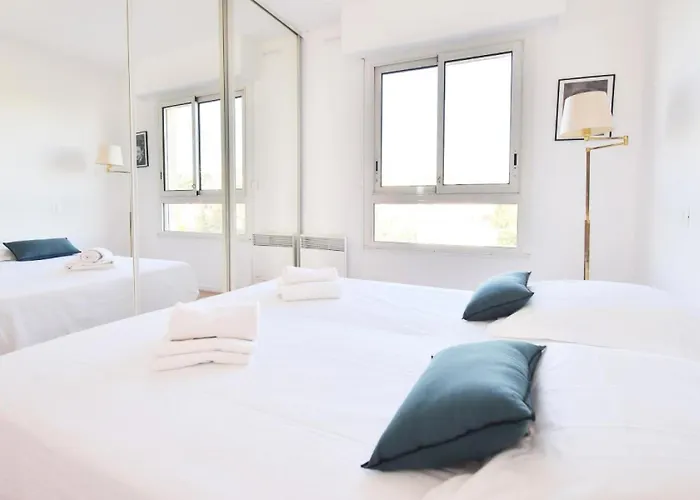 3 Pieces En Avec Piscine Et Vue - 3 Pieces En Avec Piscine Et Vue Mae-1793